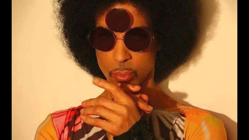 &nbsp;Addio alla popstar Prince, il genio di Minneapolis (foto Instagram e Facebook)