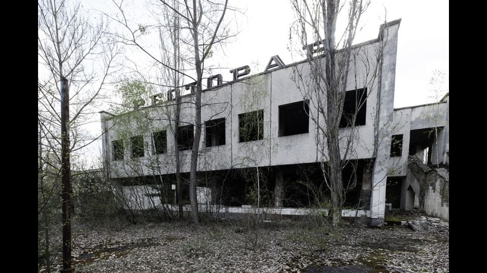 &nbsp;Un palazzo abbandonato (foto di Roberto Tumini)