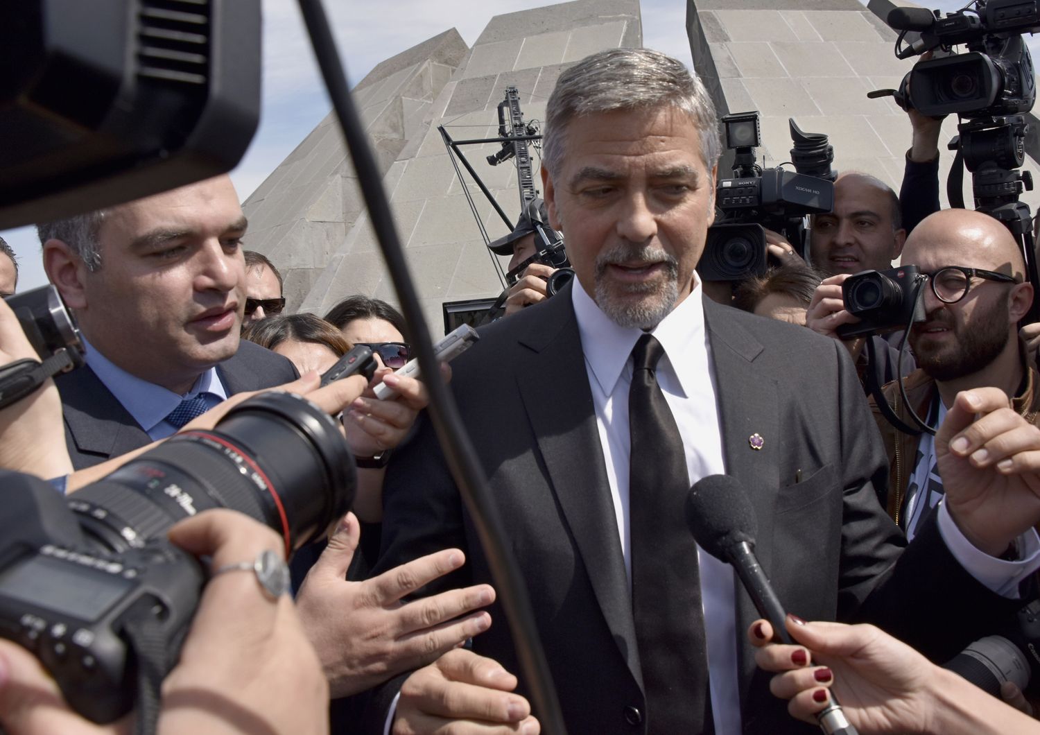 Clooney marcia genocidio armeni