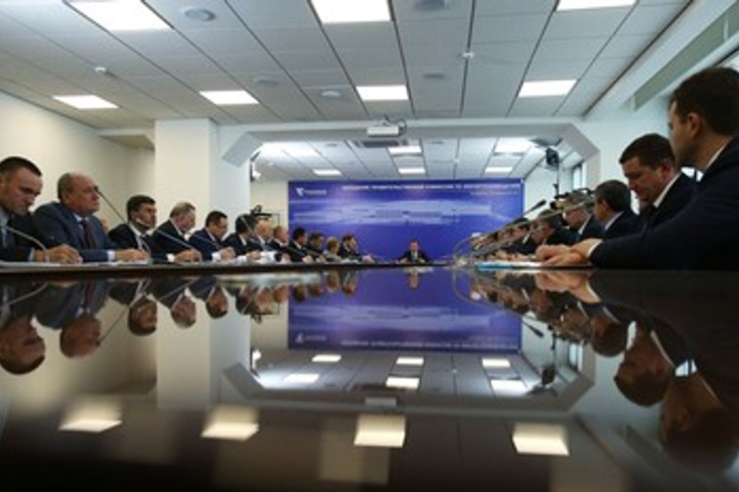 Russia&nbsp;Medvedev &nbsp;a Chelyabinsk presso la Federazione russa alla cerimonia d' inaugurazione stabilimento per progettazione e produzione pompe per il trasporto del petrolio, realizzato daTermomeccanica Pompe e Transneft &nbsp;- afp