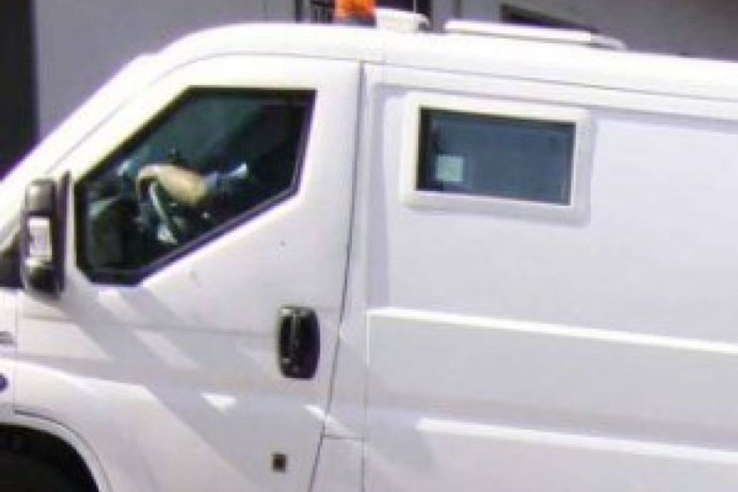 &nbsp;furgone portavalori