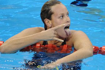 Federica Pellegrini vince la medaglia d'oro ai Campionati del Mondo a Shanghai nel luglio del 2011 (Afp)&nbsp;