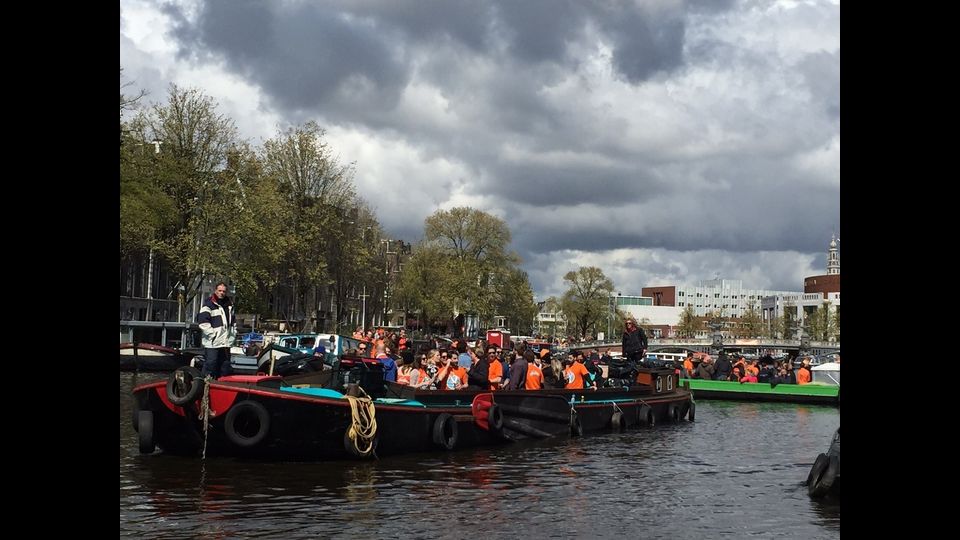 King's Day, tutti in arancio per la festa del Re