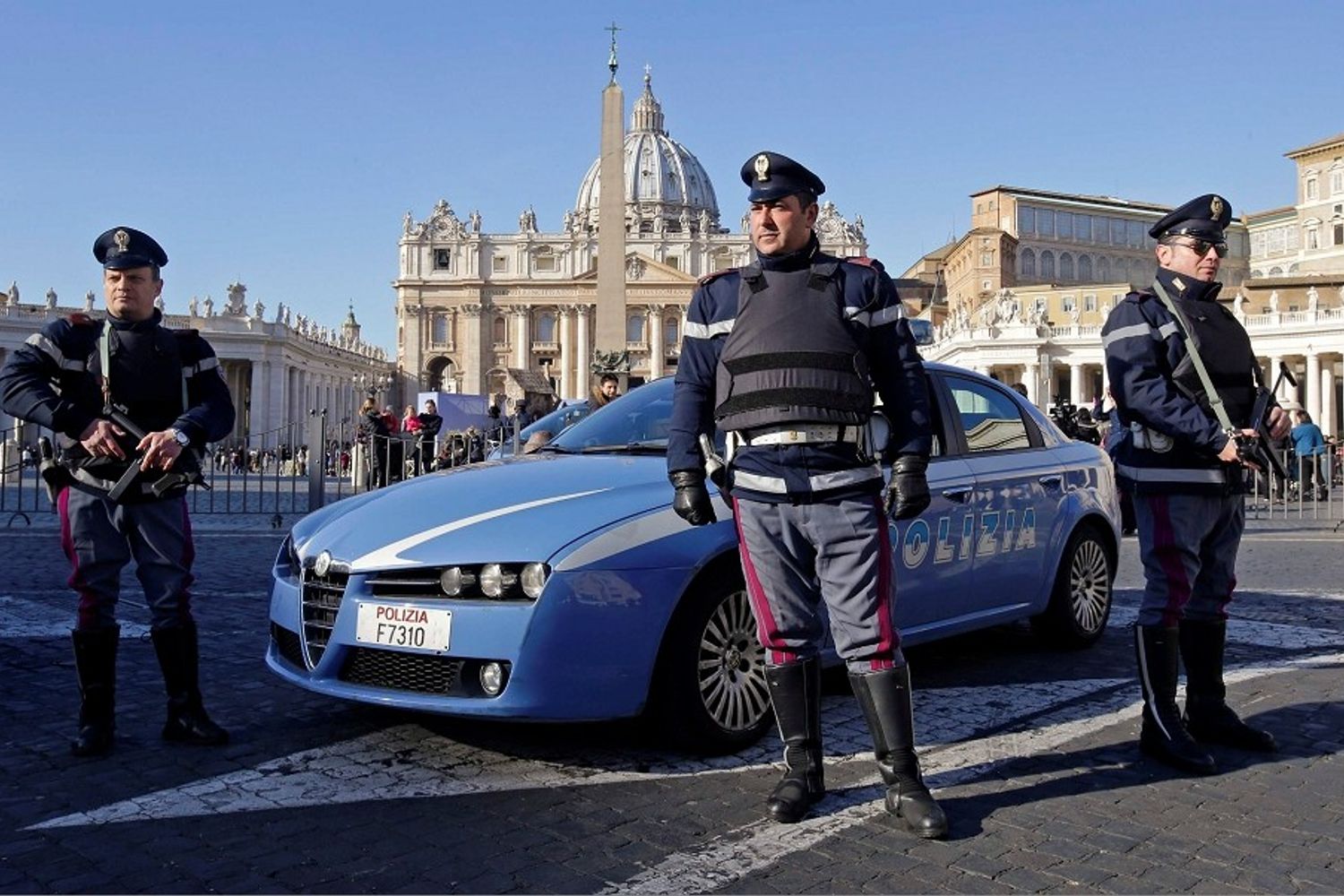 &nbsp;Polizia San Pietro controlli