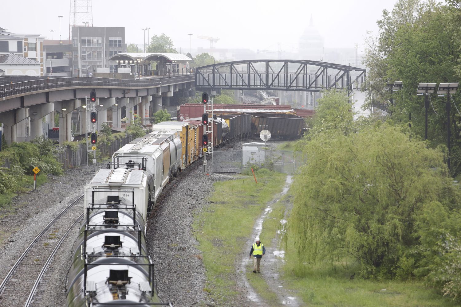 Deraglia treno merci Washington