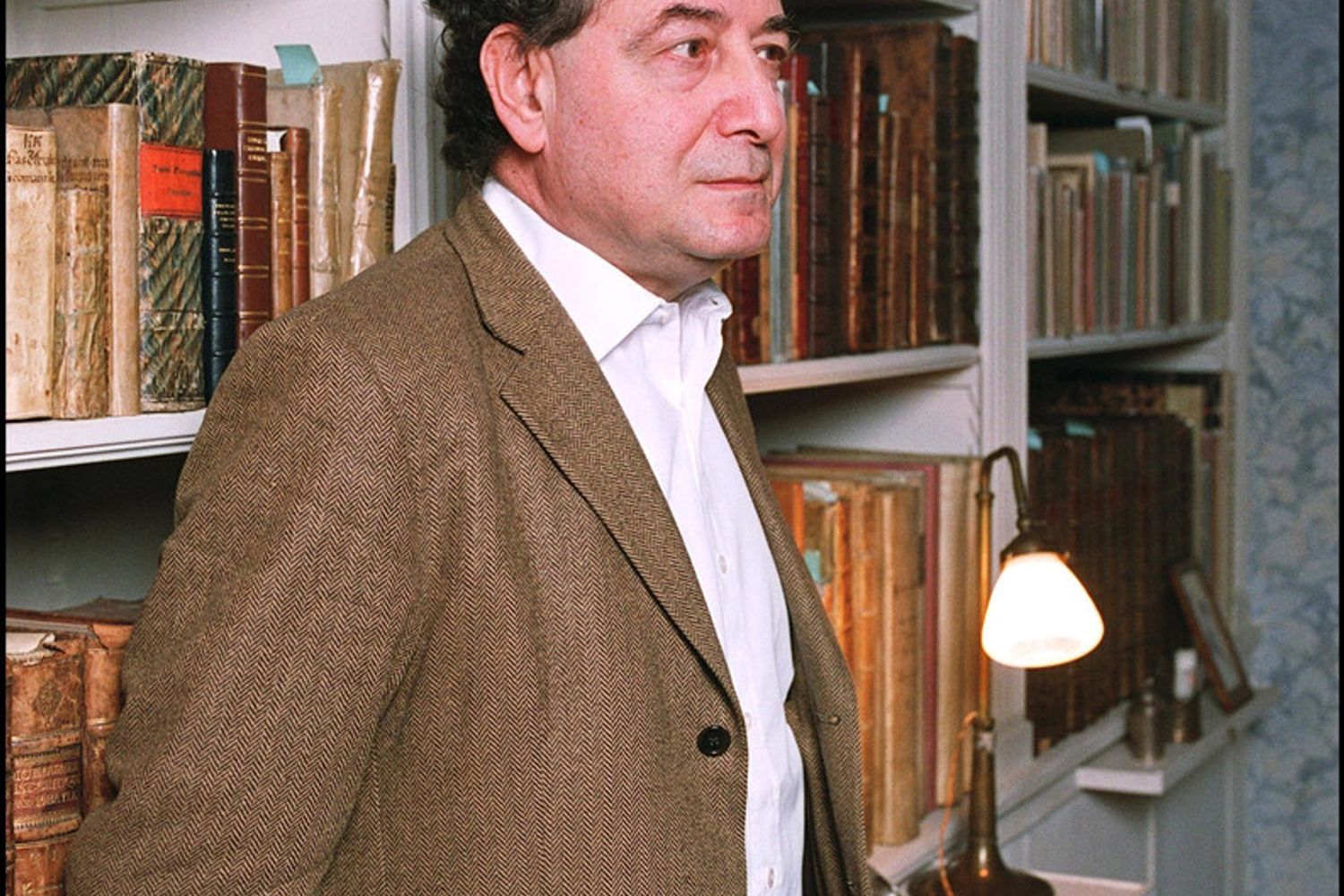 &nbsp;Roberto Colasso