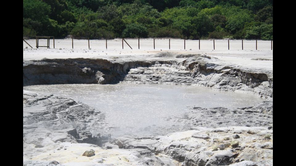 La solfatara di Pozzuoli &nbsp;