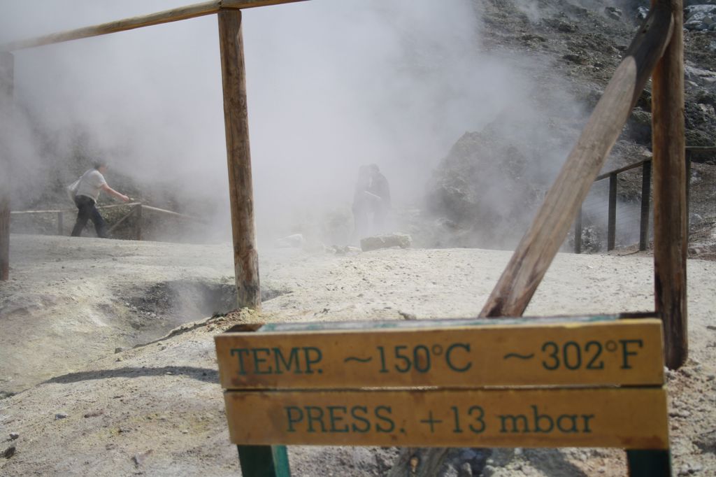 La solfatara di Pozzuoli &nbsp;