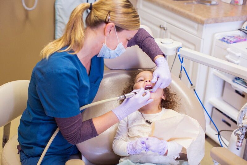 dentisti bambini (afp)