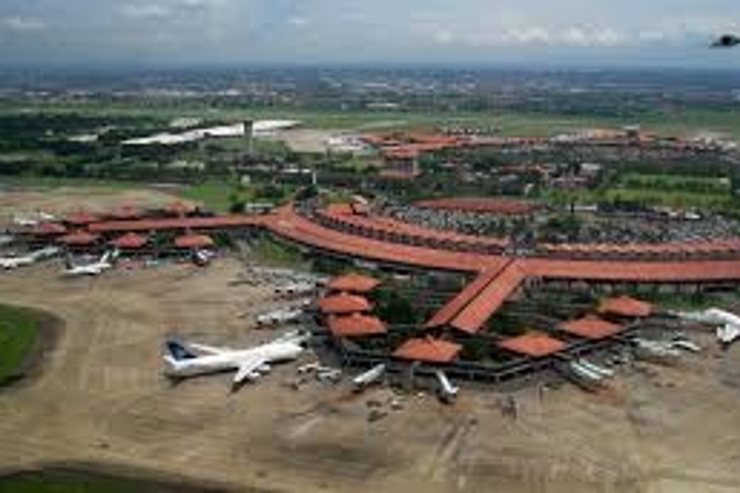 &nbsp;Indonesia aeroporto internazionale Soekarno Hatta - wikipedia