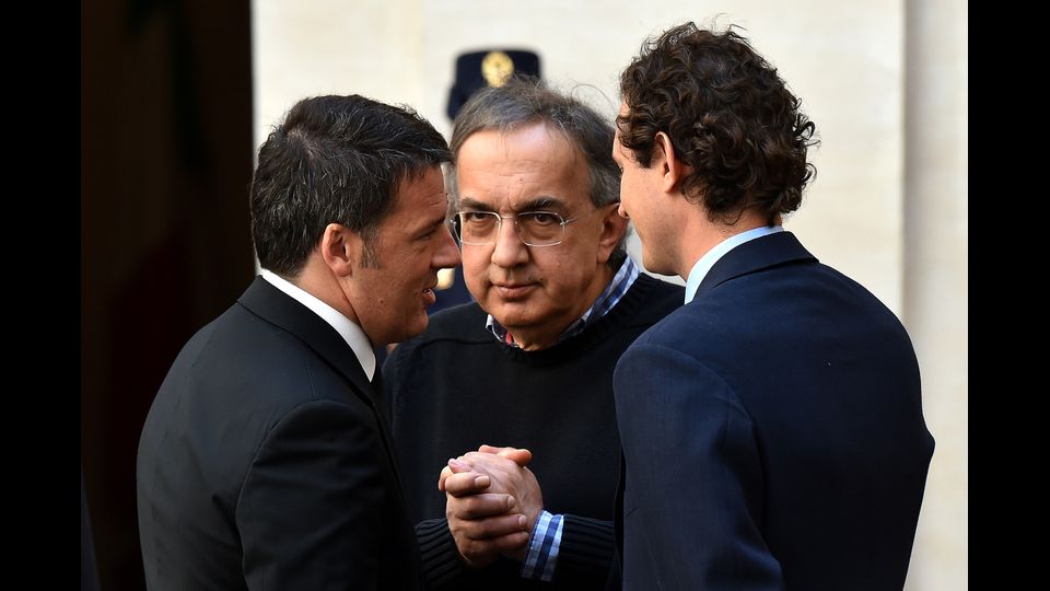 Matteo Renzi con Sergio Marchionne e John Elkann