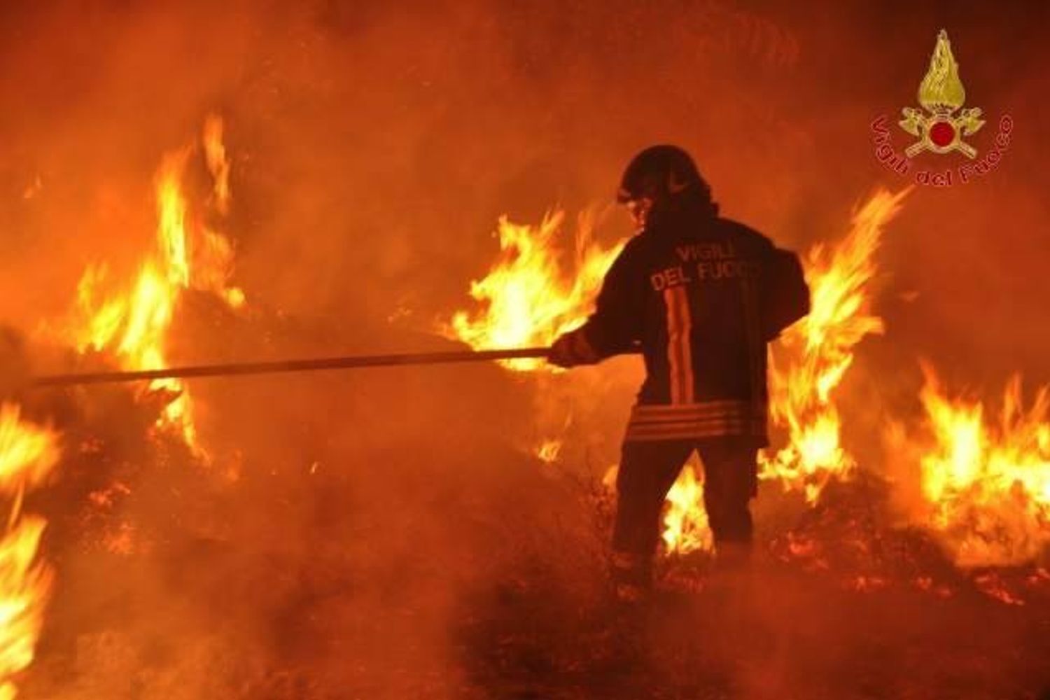 vigili del fuoco incendio pompieri