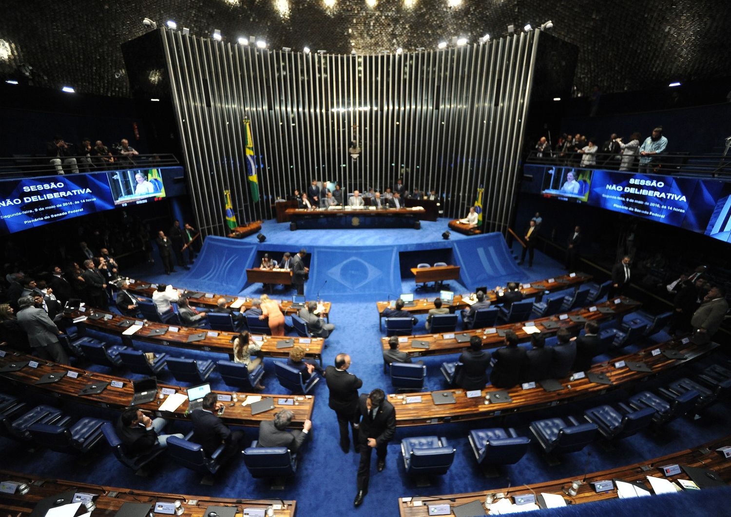 Brasile Senato procede voto impeachment Rousseff