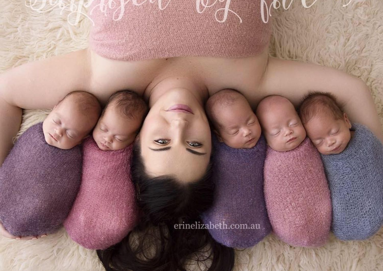 I cinque gemelli di Kim, le foto che incantano