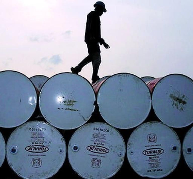 &nbsp;Petrolio barili