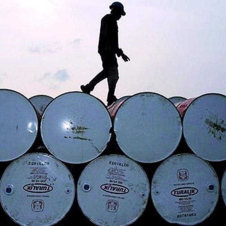 &nbsp;Petrolio barili