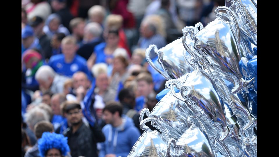 Leicester, la festa continua. In scena la parata trionfale (Afp)