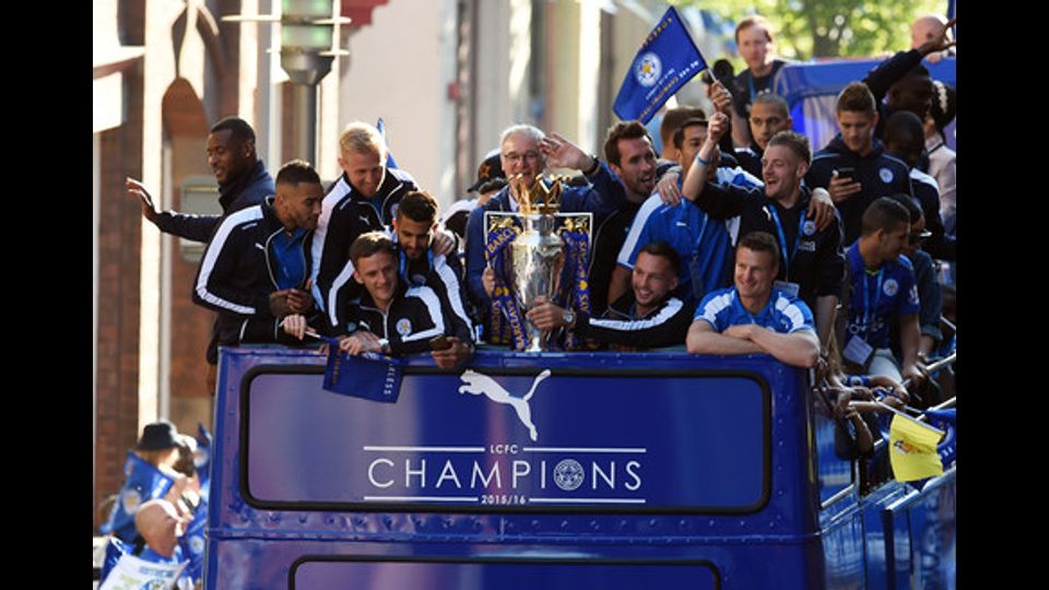 Leicester, la festa continua. In scena la parata trionfale (Afp)