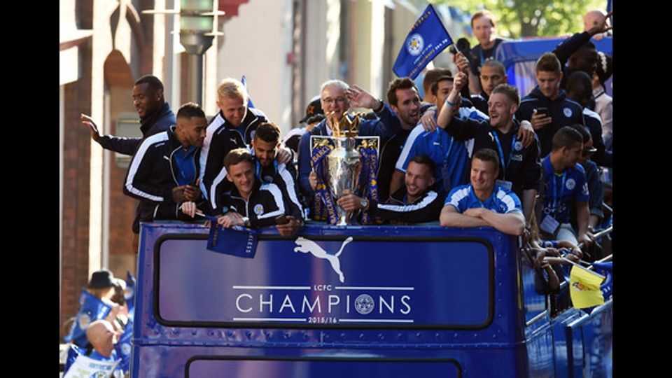 Leicester, la festa continua. In scena la parata trionfale (Afp)