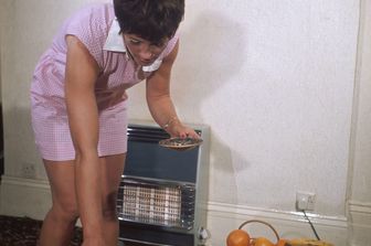 spolverare pulizie pulire (Agf)&nbsp;