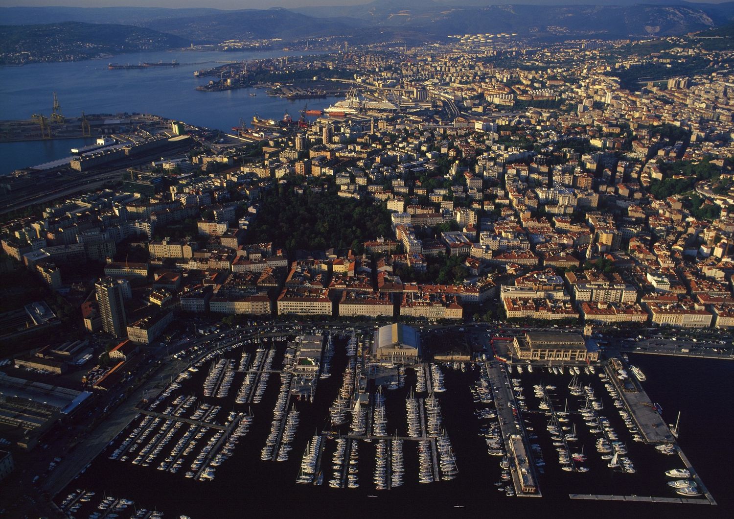 &nbsp;Porto di Trieste - afp