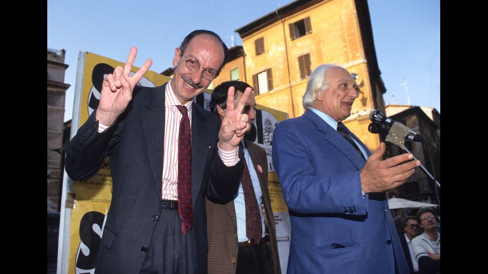 Marco Pannella con Giuseppe Ayala (imagoeconomica)&nbsp;