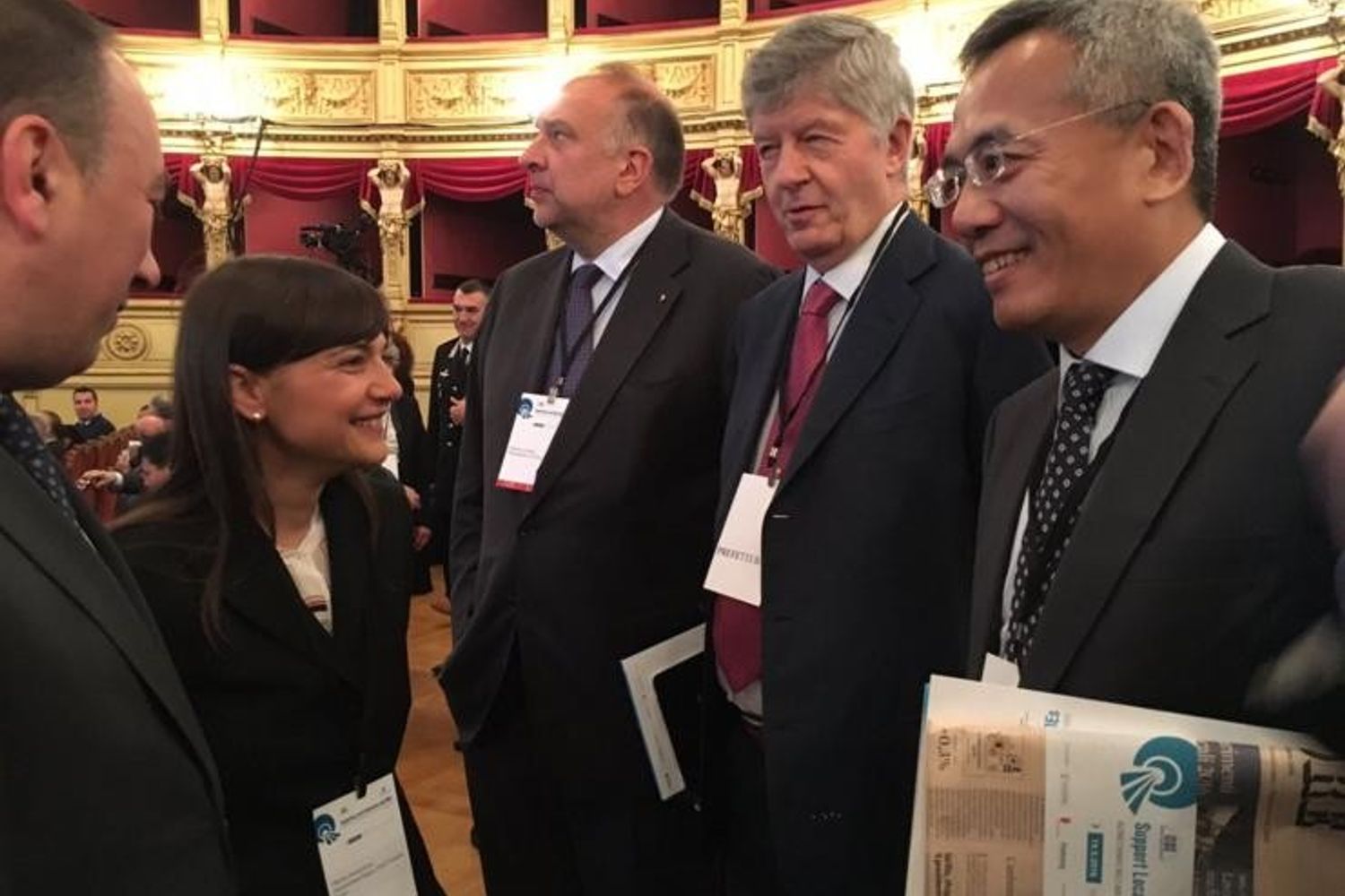 &nbsp;Serracchiani Italia-Cina&nbsp;Teatro Verdi Iniziativa Centro europeo (Ince) e &nbsp;Bers - twitter