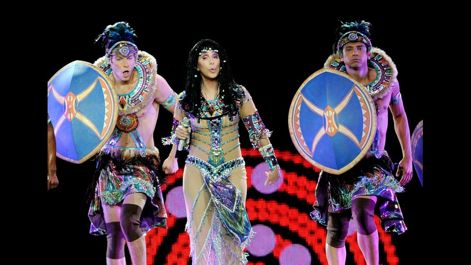 &nbsp;Cher sul palco durante il tour &quot;Dressed 2 Kill&quot; allo Staples Center, luglio 2014 a Los Angeles (California)