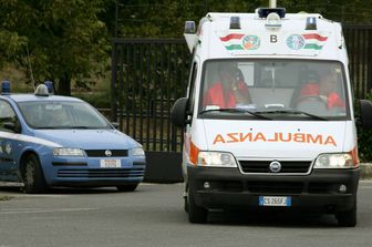 &nbsp;macchina auto polizia ambulanza - afp