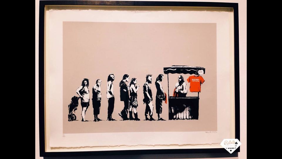 Le opere di Banksy in mostra a Roma a Palazzo Cipolla