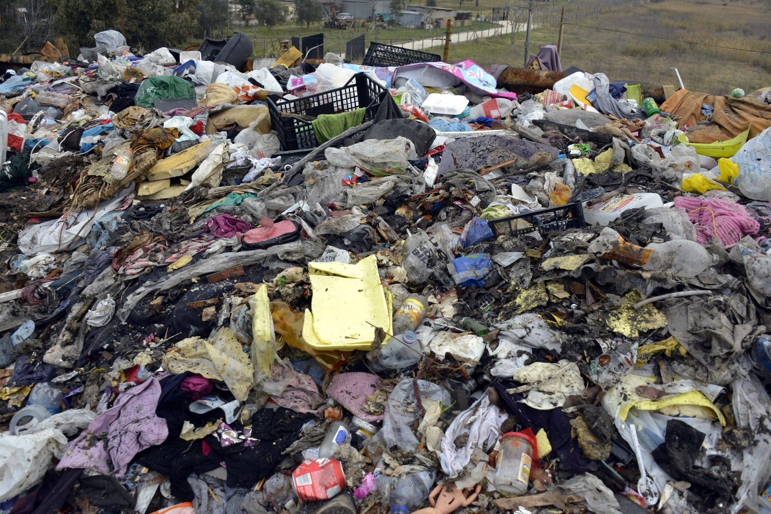 rifiuti - discarica (agf)&nbsp;