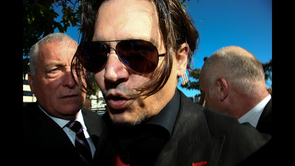 Il 18 aprile 2016 l'attore americano Johnny Depp arriva al tribunale di Gold Coast per una disputa con Barnaby Joyce, ministro australiano&nbsp;