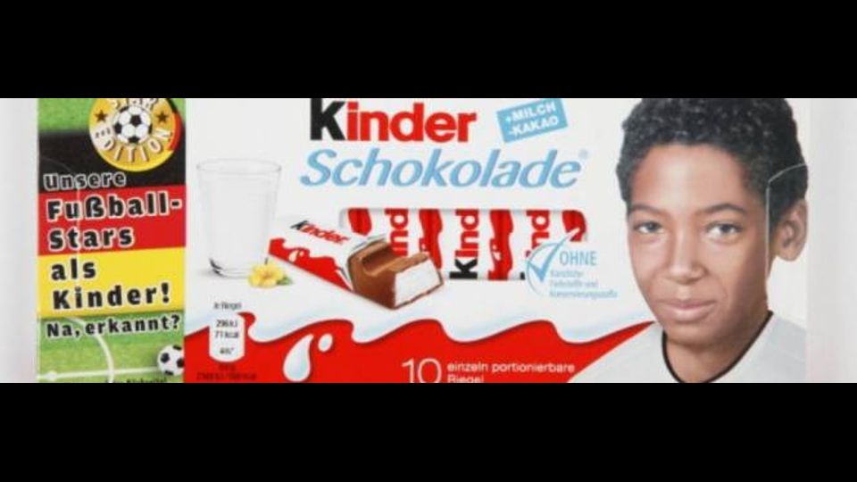 Le confezioni di Kinder Ferrero, edizione speciale per gli Europei 2016 fanno infuriare &nbsp;i sostenitori di Pegida in Germania