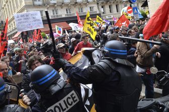 protesta Parigi (afp)&nbsp;