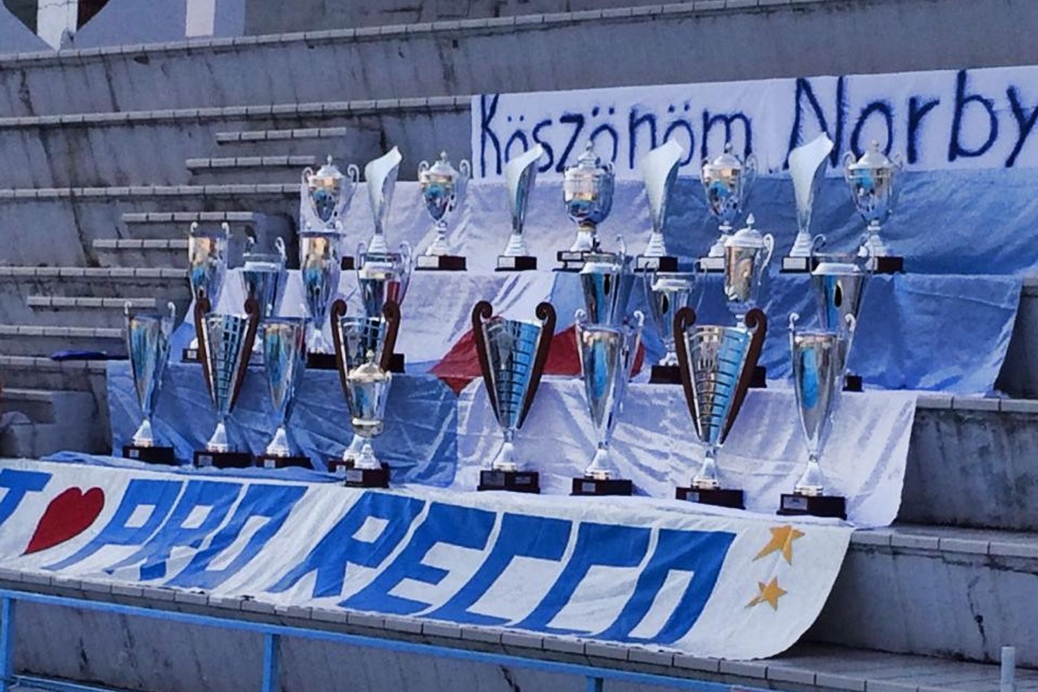 &nbsp;Pro Recco Waterpolo ampionato pallannuoto - fb