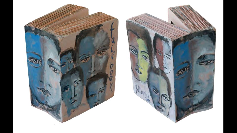 FaceBook, 2015, acrilico su scatola, 27 x 22 x 14 cm&nbsp;