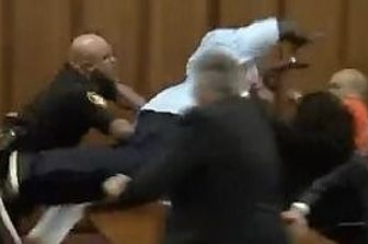 killer aggredito in tribunale&nbsp;
