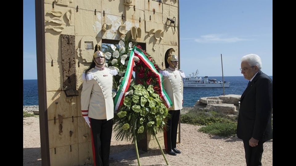 Mattarella a Lampedusa, avamposto dell'accoglienza in Italia&nbsp;