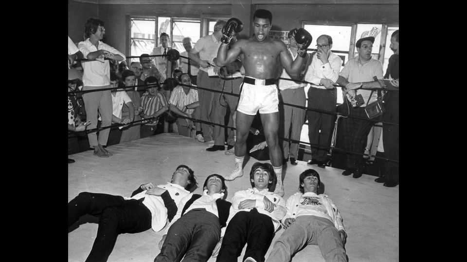 Mohammad Al&igrave; con i Beatles (George Harrison, Paul McCartney, John Lennon, Ringo Starr)&nbsp;