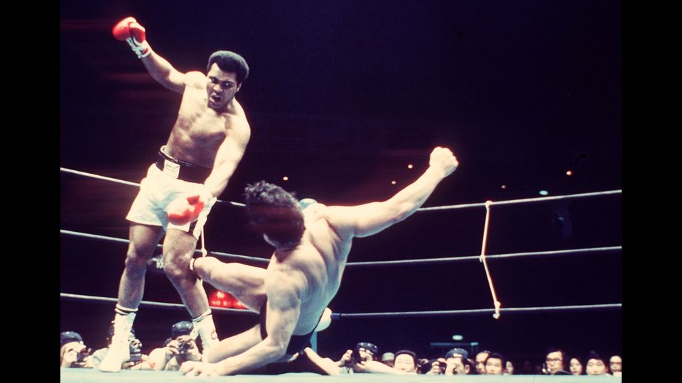 Antonio Inoki battuto da Muhammad Ali,Tokio 26 giugno 1976 &nbsp;
