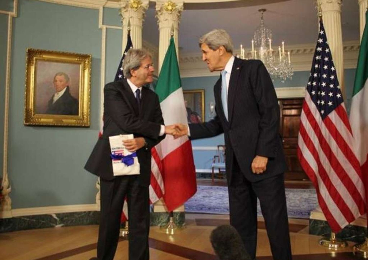 Gentiloni da Kerry, "rapporti eccellenti, li rafforzeremo"
