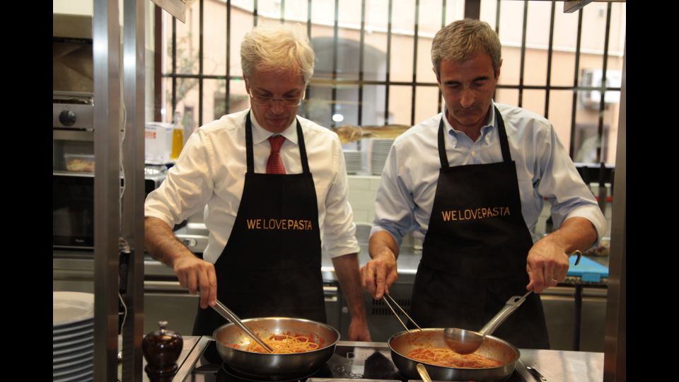 Moro e Felicetti durante la mantecatura