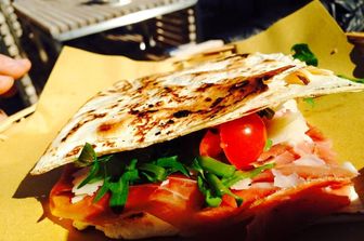 Cibo di strada, piadina