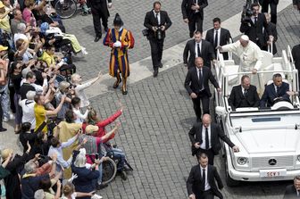 Il Papa: non emarginate i disabili, il mondo non lo migliora chi &egrave; perfetto&nbsp;