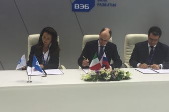 Forum Pietroburgo: firmato accordo collaborazione Sace-Veb