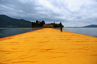 &nbsp;Lago d'Iseo The Floating Piers opera di Christo (Agf)