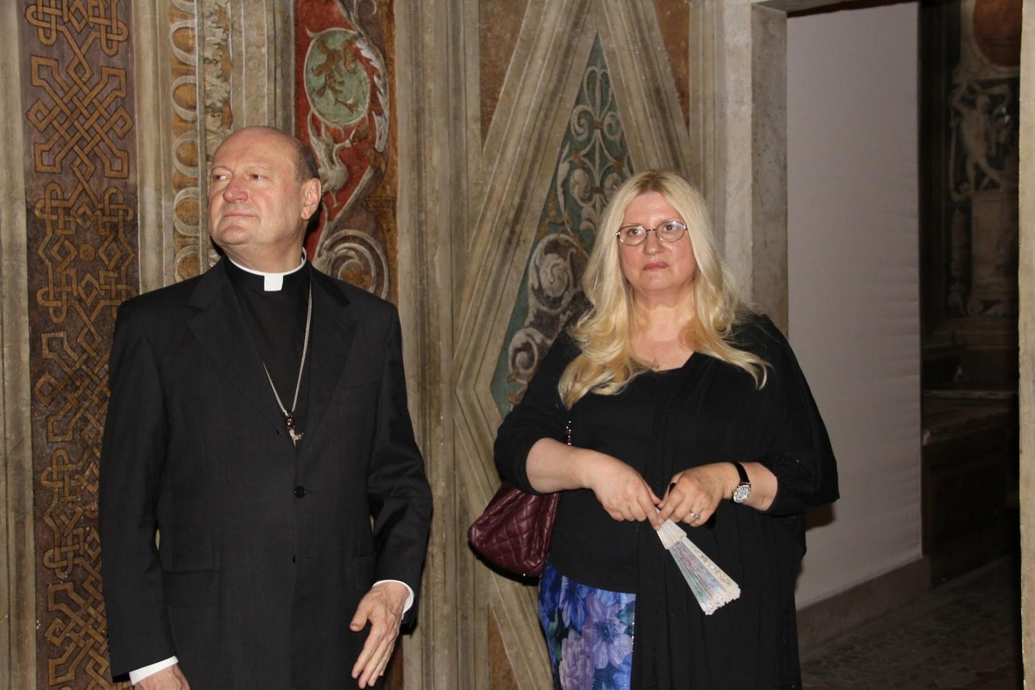 Il cardinal Ravasi con la regista e produttrice Liana Marabini