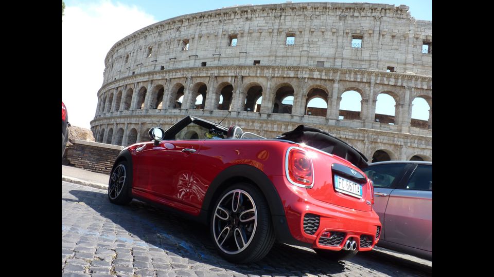 Aumenta il piacere di guida e si riduce lo stress, anche in modalit&agrave; sportiva &nbsp;