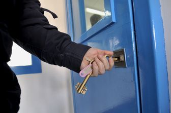 agente della polizia penitenziaria&nbsp;