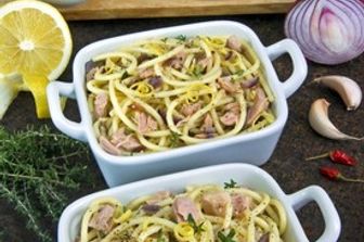 &nbsp; spaghetti con tonno - afp